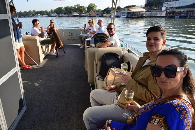 2 hours / Sightseeing Boat cruise Drinks Included - Belgrade from the river