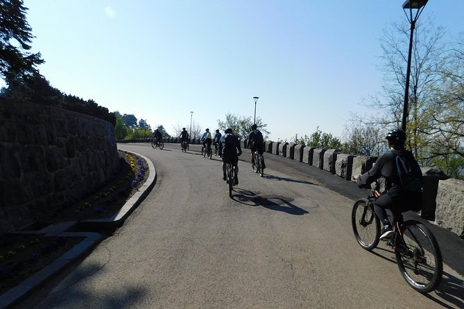 Avala & Kosmaj Bike Tour - What the private format changes