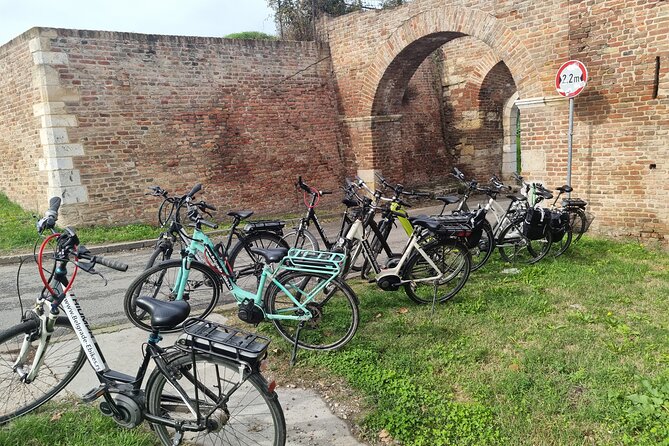 Belgrade E-Bike Tour: Power Glide! - Rivers, floating restaurants, and Nebojša Tower