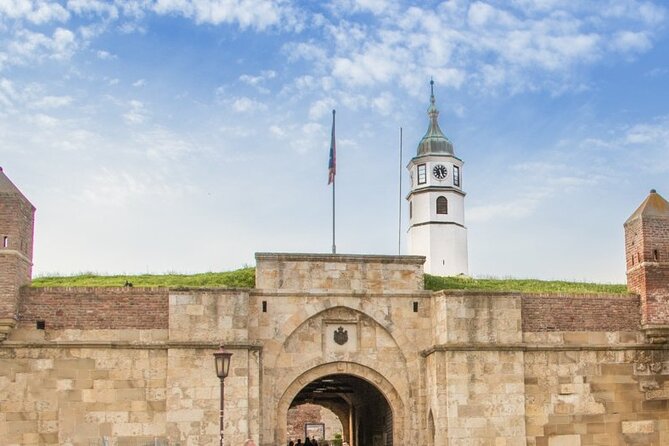 Belgrade Layover Private tour + E-Scooter Sighteeing - The Sava River and Belgrade’s riverfront