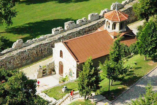 Belgrade Old City 2-Hour Walking Tour - Kalemegdan and the first fortress walls