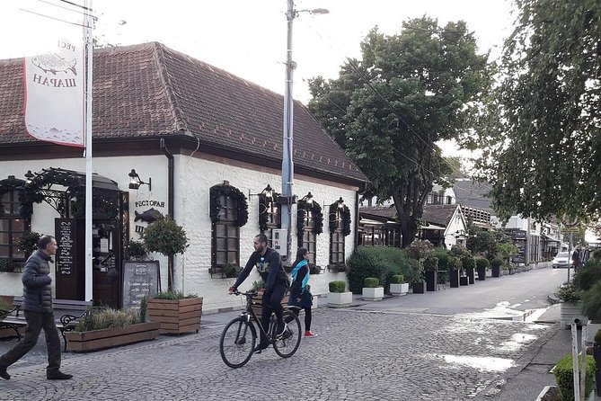 Belgrade sightseeing by car - Zemun and the Danube quay
