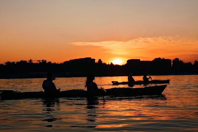 Belgrade sunset kayak tour - Learning the basics before the river opens up
