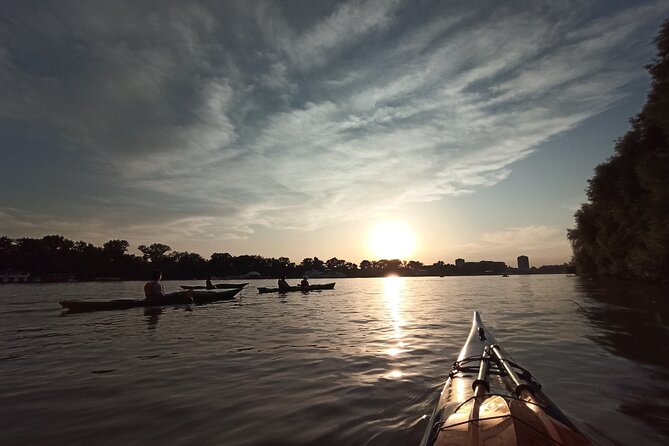 Belgrade sunset kayak tour - Lido Beach and the route toward War Island