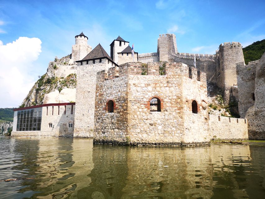 From Belgrade: Golubac Fortress & Iron Gate Danube Gorge - Who should book this experience?