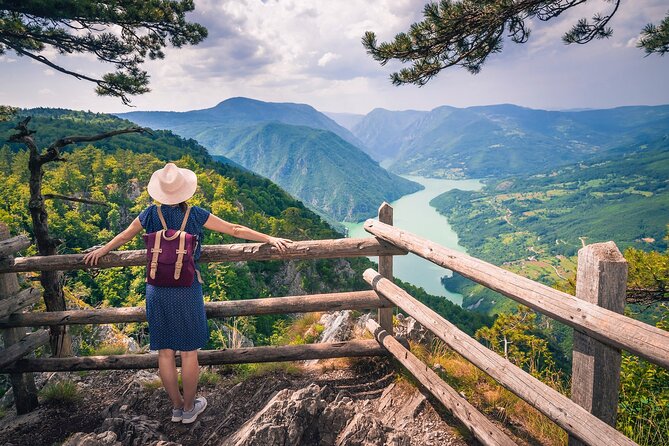 Full Day Trip from Belgrade: The Drina River House And Tara Park Tour - The road west from downtown Belgrade