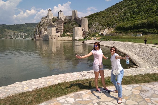 Golubac Fortress w/Iron Gate Speed Boat & Rakija Distillery tour - The long drive and group size