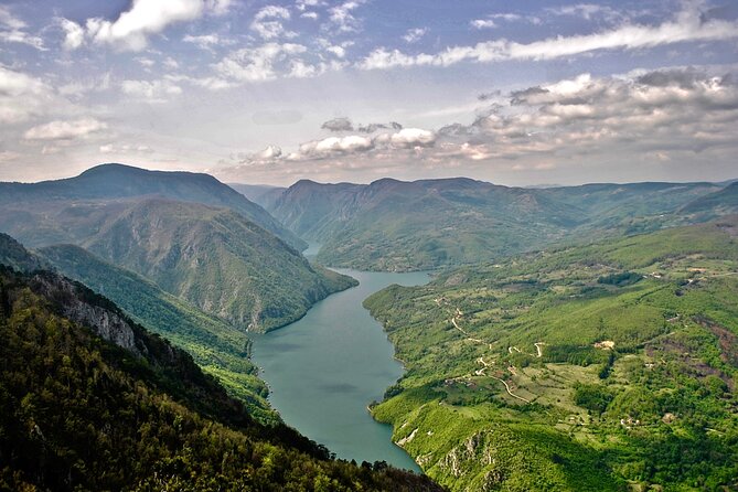 National park Tara - private day tour - The private car: comfort matters on this route