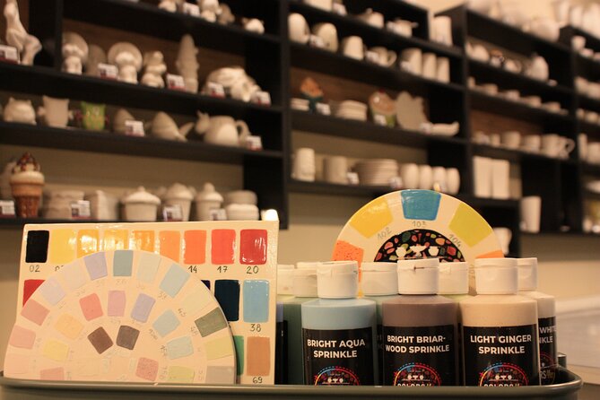 Paint Your Own Pottery Studio, Serbia - Choosing a ceramic piece and getting started