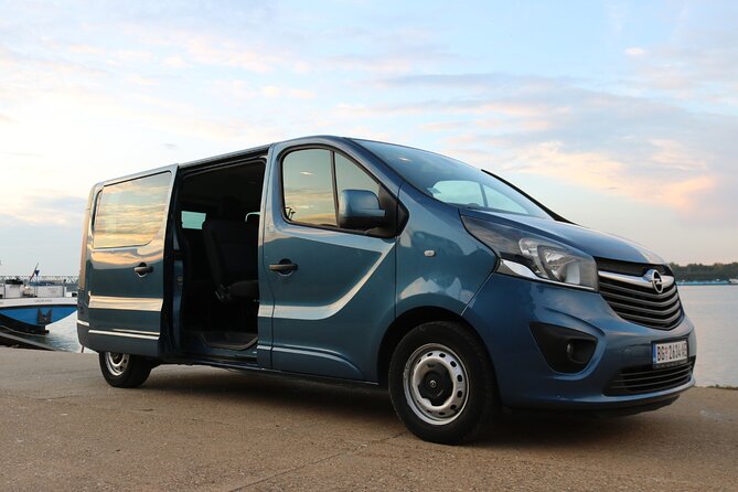 Passenger transport to or from the airport in Belgrade - Meeting your driver inside the airport